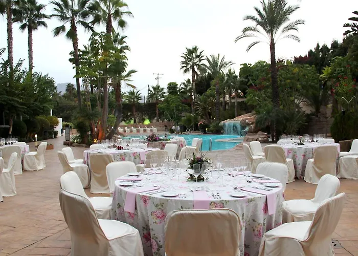 Albir Playa & 4*